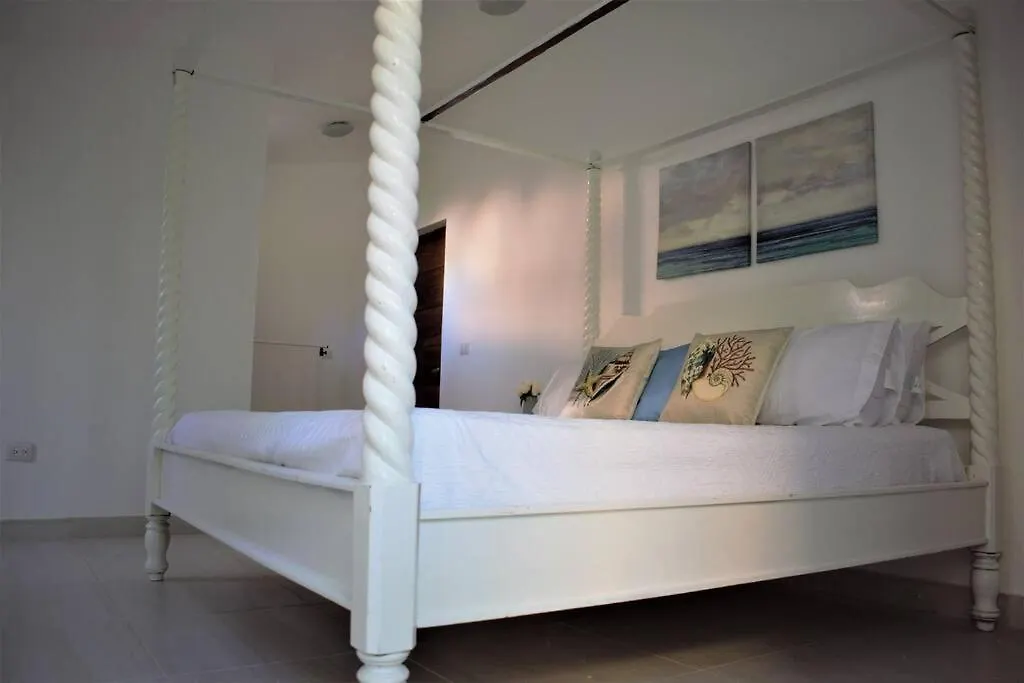 2.Eurocaribe Suites Punta Cana Beach Los Corales Pool Wifi 2 Min From The Beach Apartmán